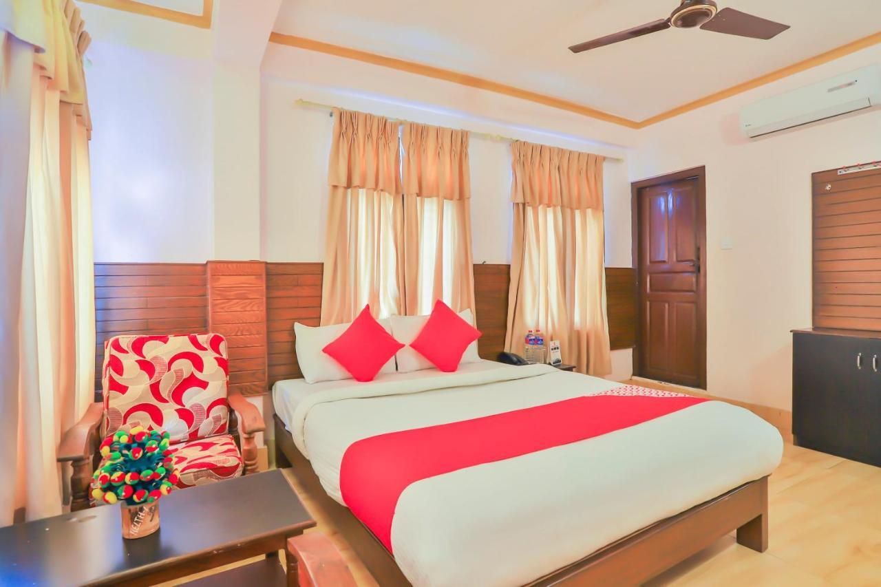 Hotel Alpine Villa Pokhara Exterior photo